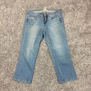 Refuge Jean Capris Size 7